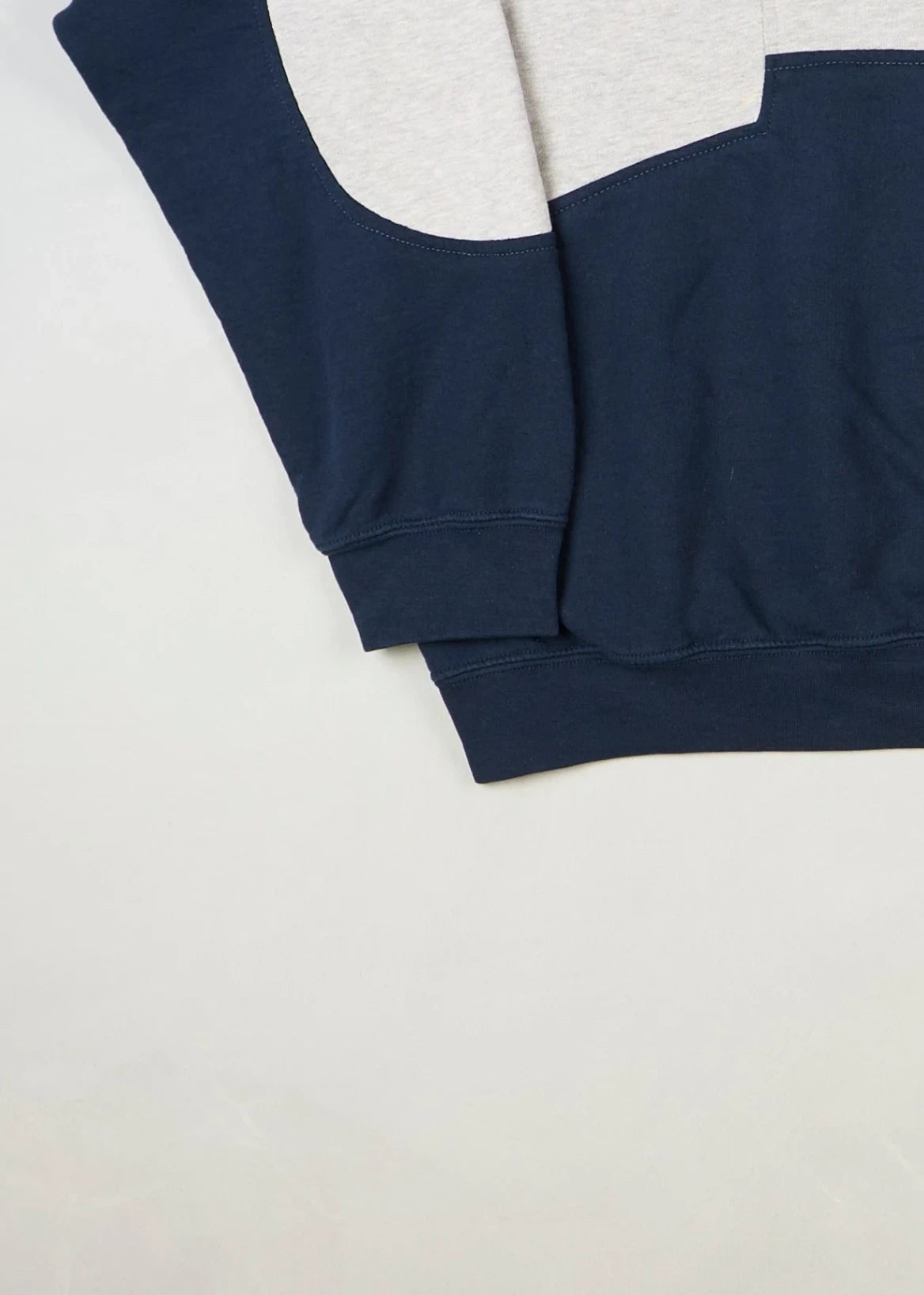 Ralph Lauren - Sweatshirt (M) Bottom Left
