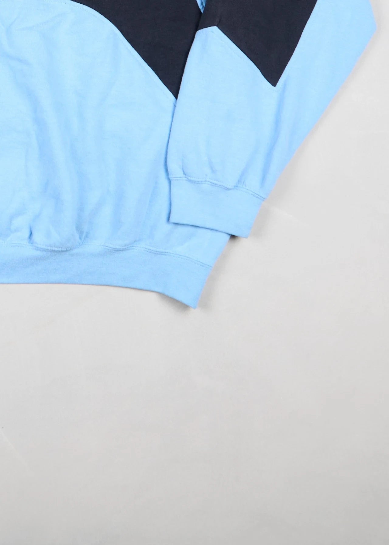 Nike - Sweatshirt (M) Bottom Right