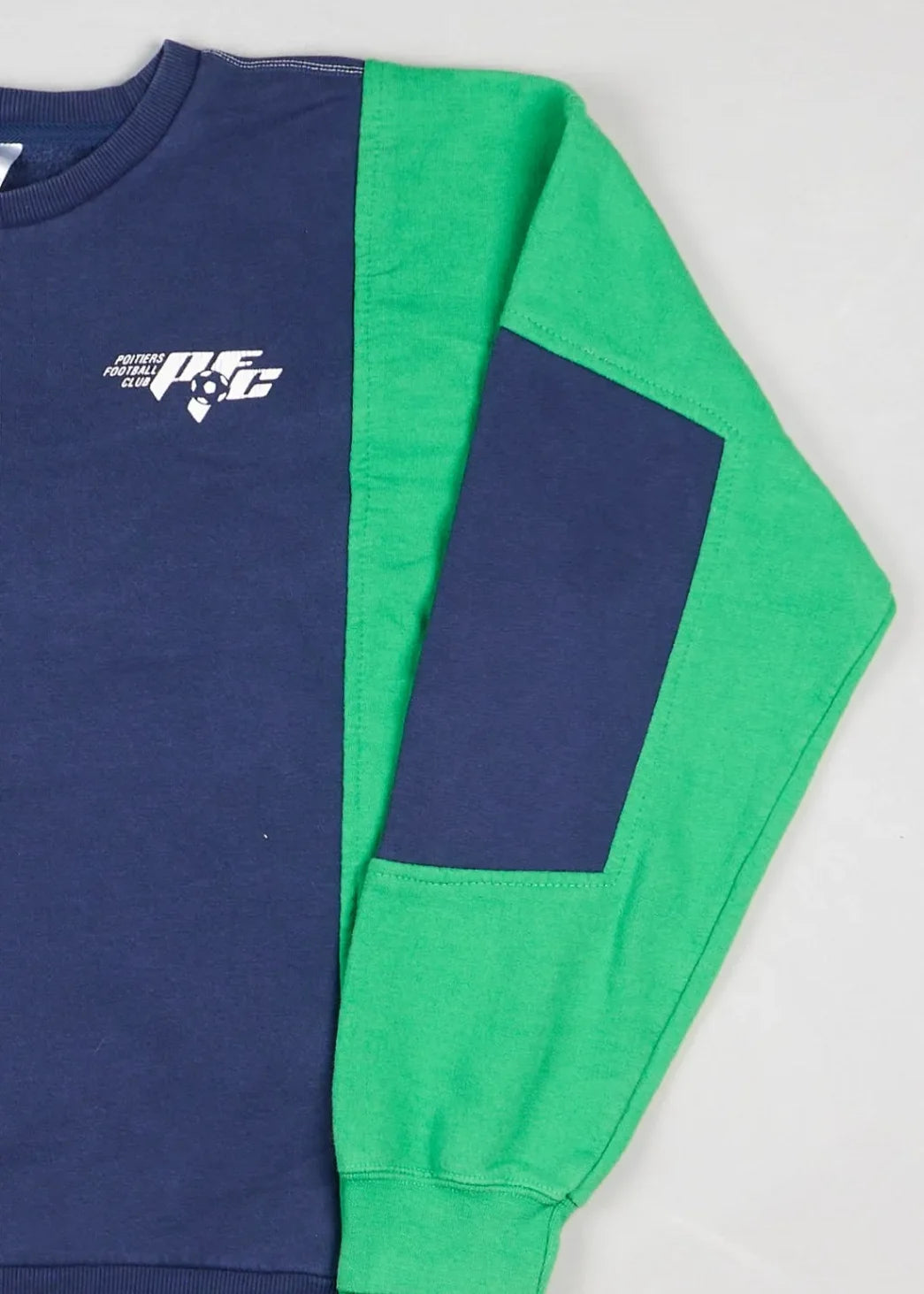 Adidas - Sweatshirt (S) Right