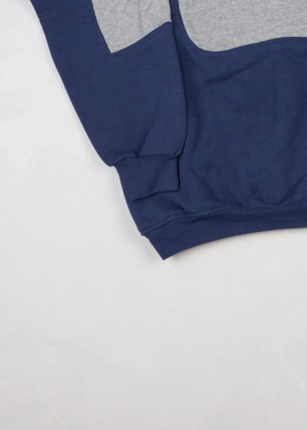 Ralph Lauren - Sweatshirt (M) Bottom Left