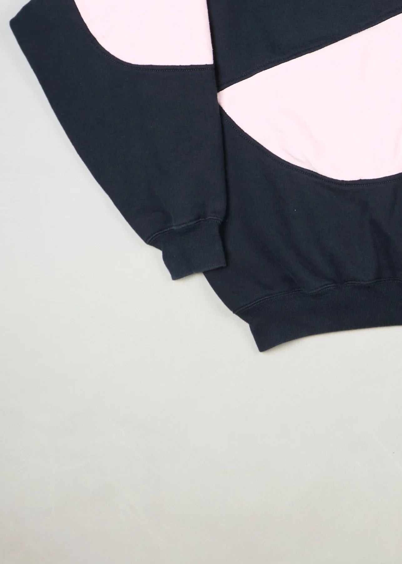 Nike - Sweatshirt (XL) Bottom Left