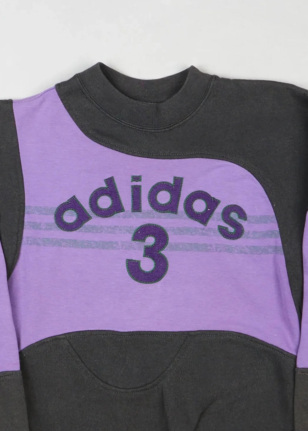 Adidas - Sweatshirt (L) Center