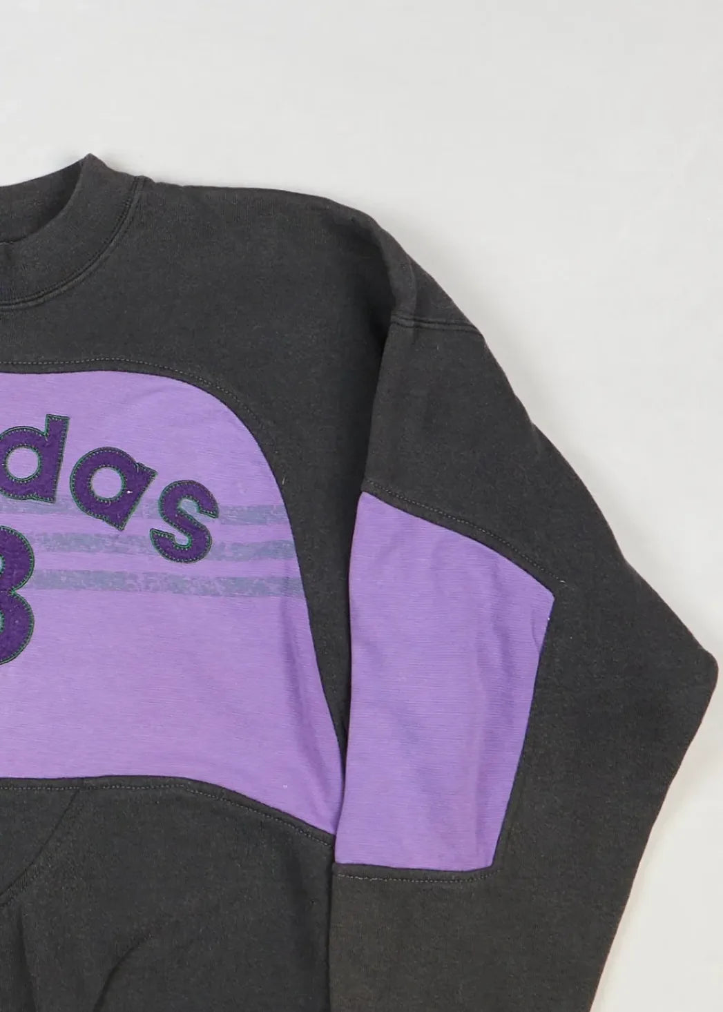 Adidas - Sweatshirt (L) Right