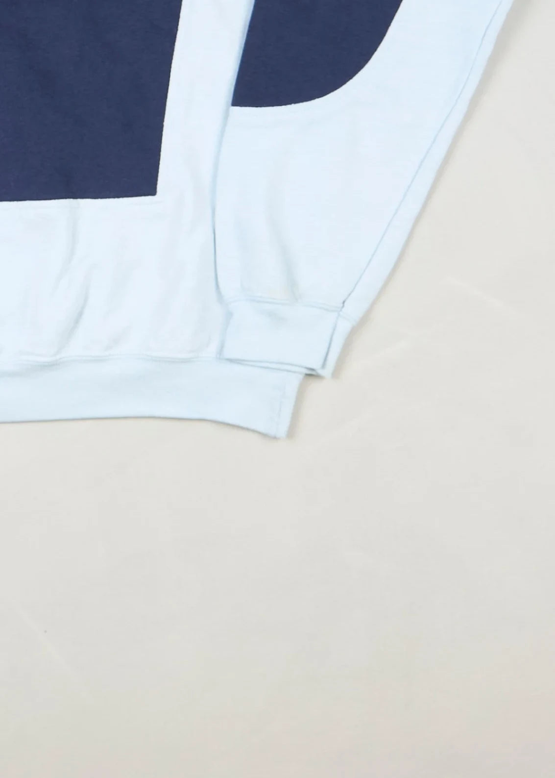 Umbro - Sweatshirt (S) Bottom Right