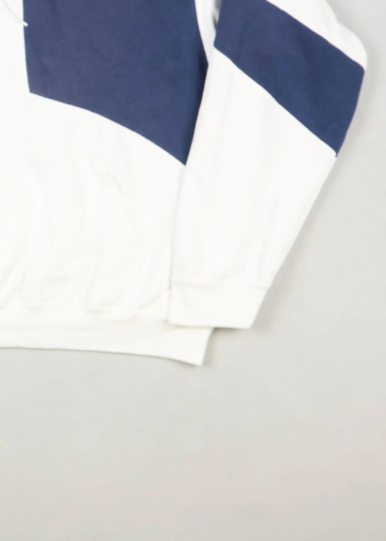 Nike - Hoodie (L) Bottom Right