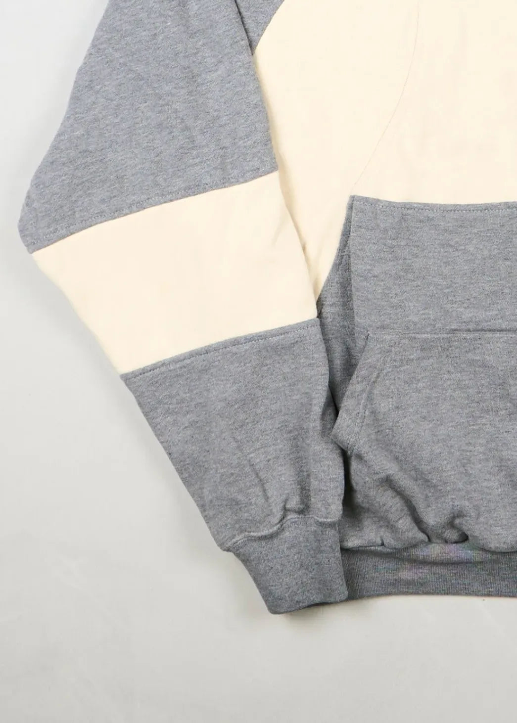 Champion - Hoodie (L) Bottom Left