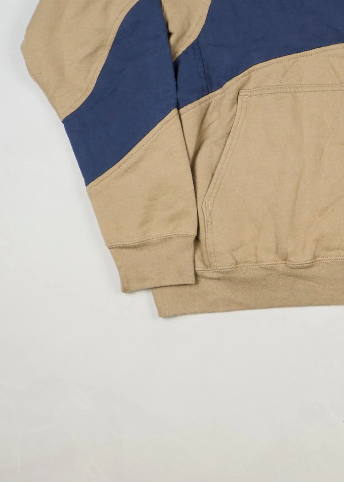 Nike - Hoodie (M) Bottom Left