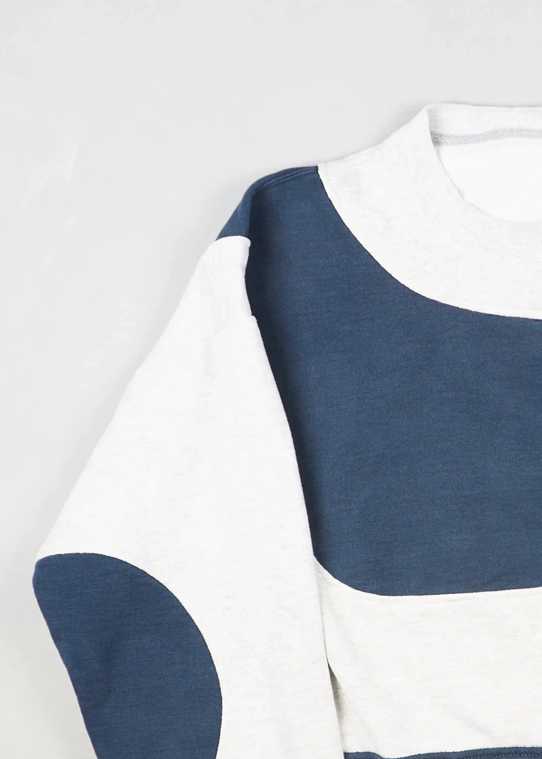 Champion - Sweatshirt (L) Left