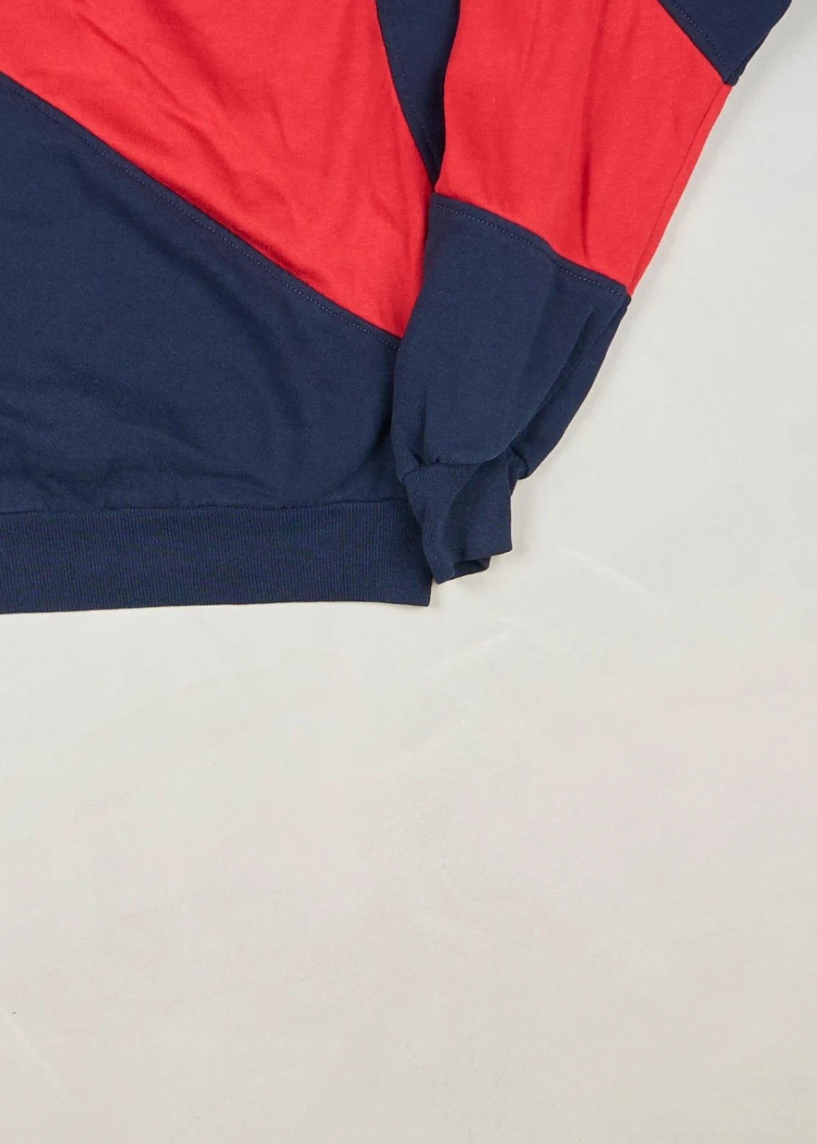 Nike - Sweatshirt (L) Bottom Right