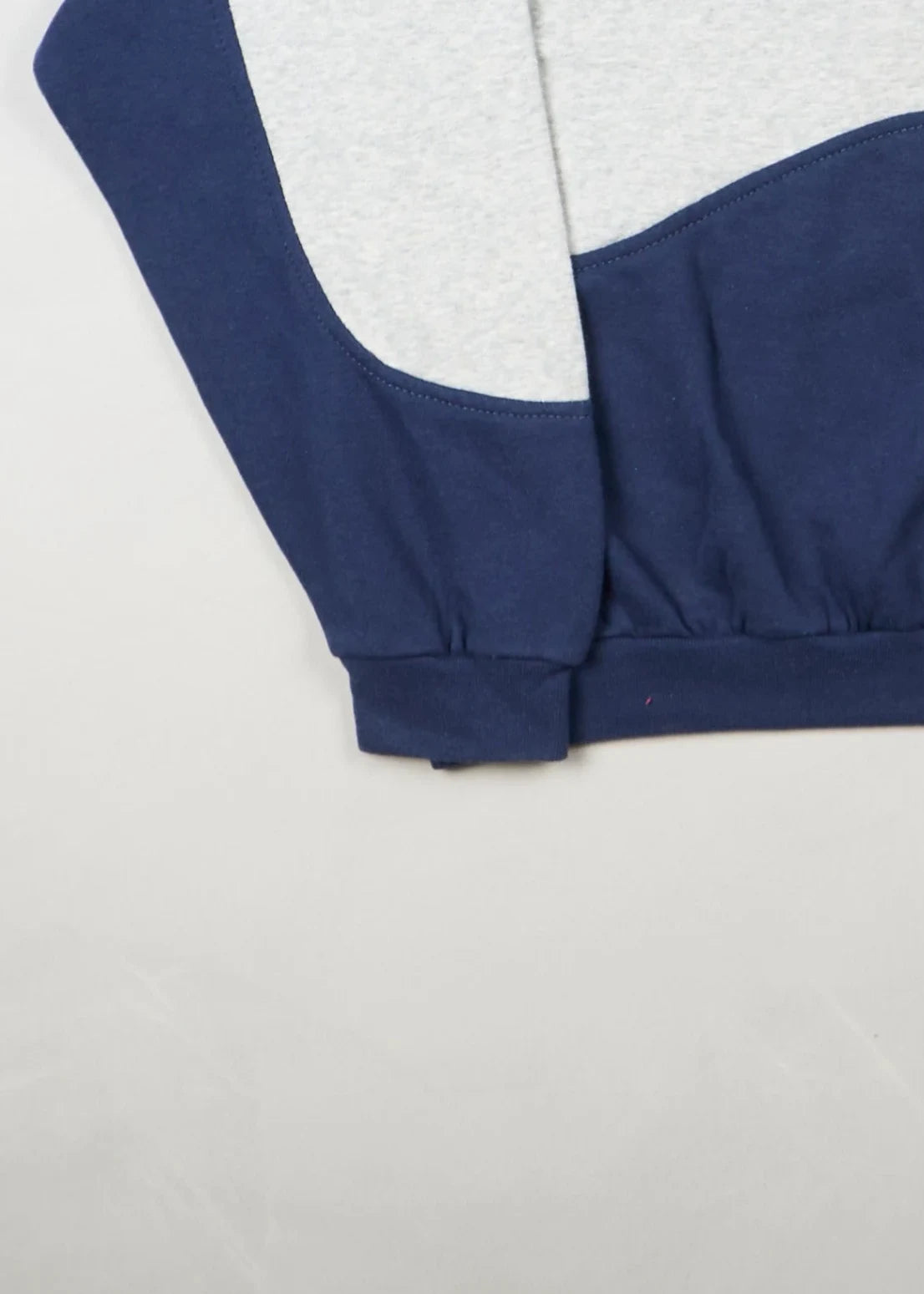 Nike - Sweatshirt (M) Bottom Left