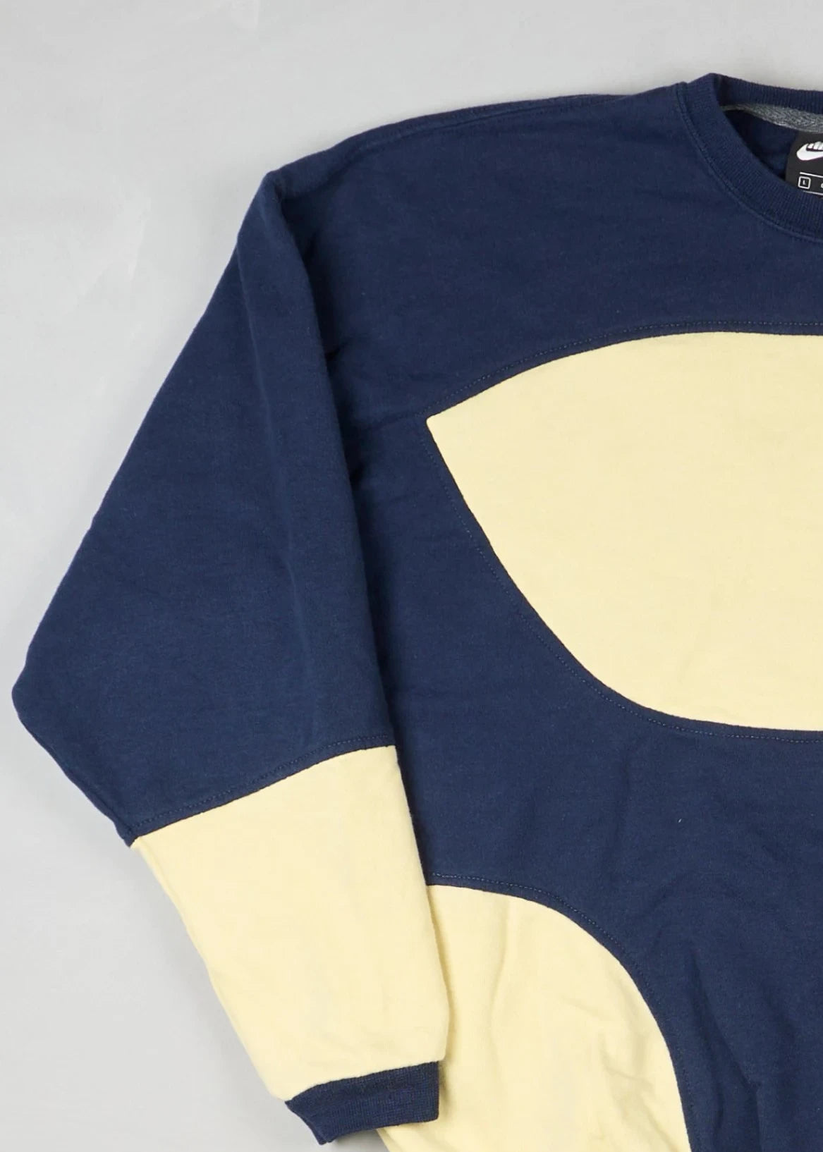 Nike - Sweatshirt (L) Left
