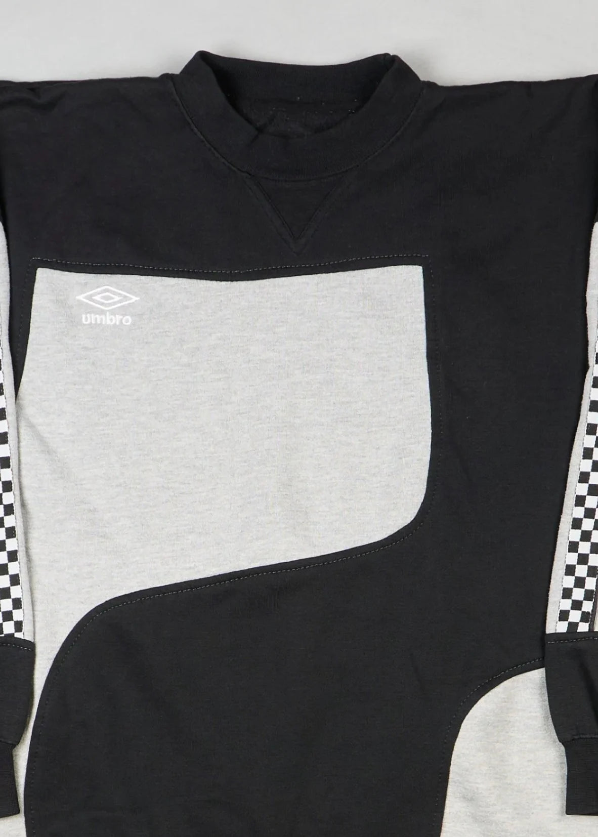 Umbro - Sweatshirt (M) Center