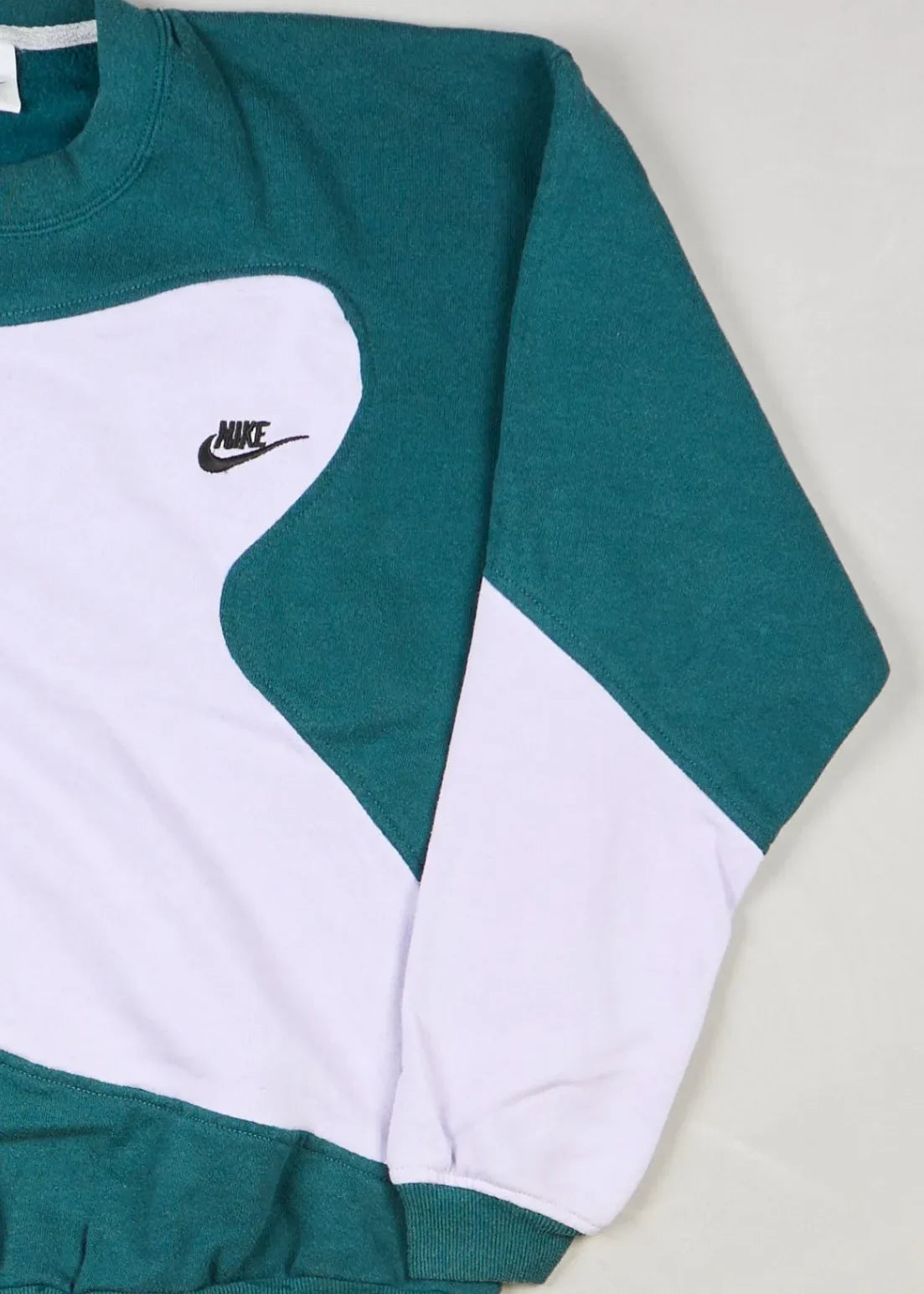 Nike - Sweatshirt (L) Right