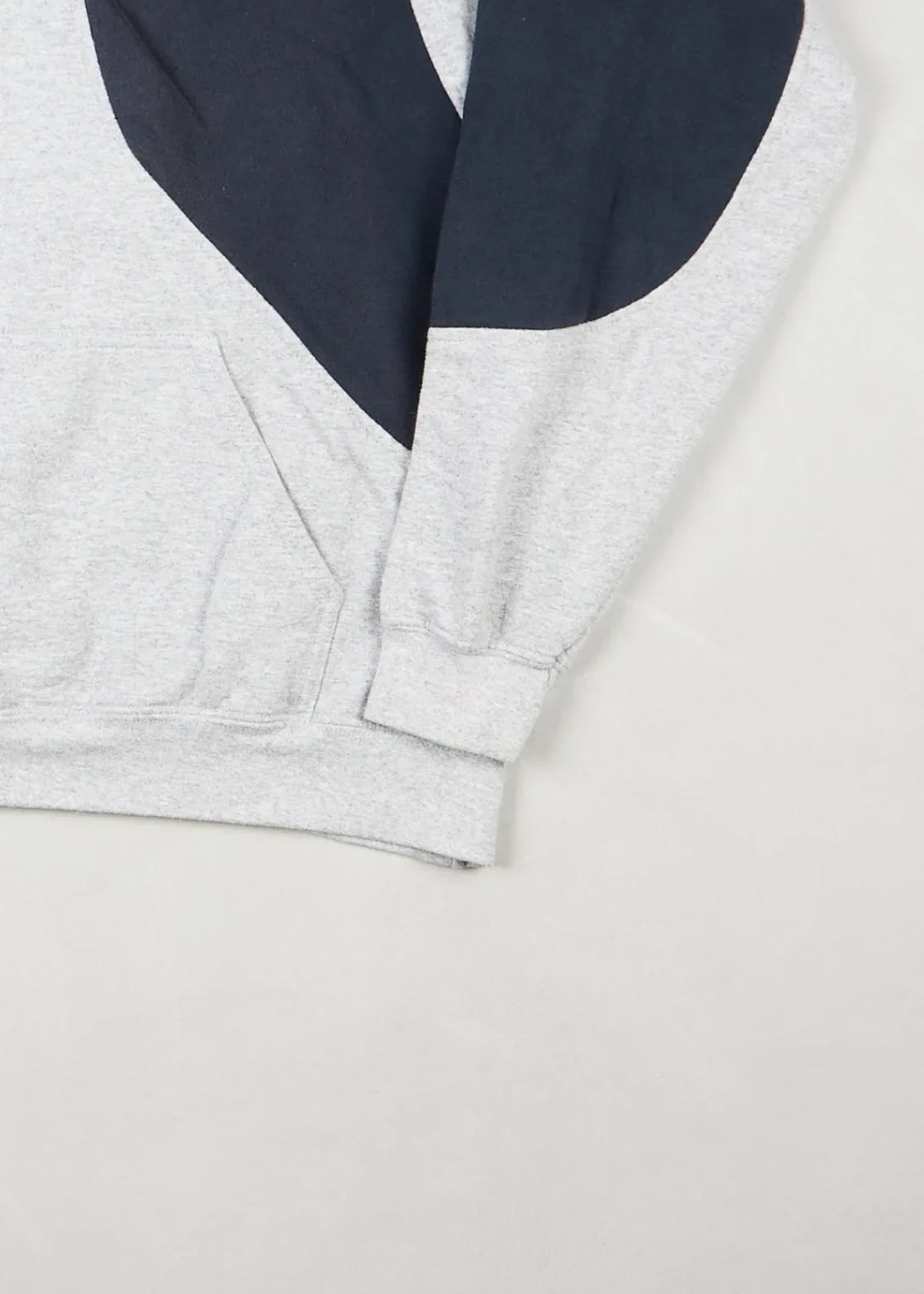 Nike - Hoodie (M) Bottom Right