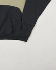 Nike - Sweater (M) Bottom Right