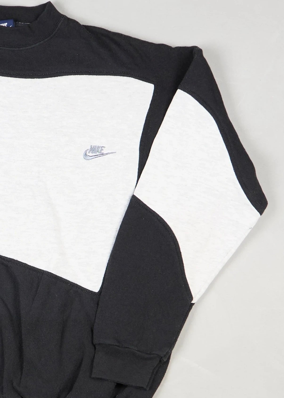 Nike - Sweater (M) Right