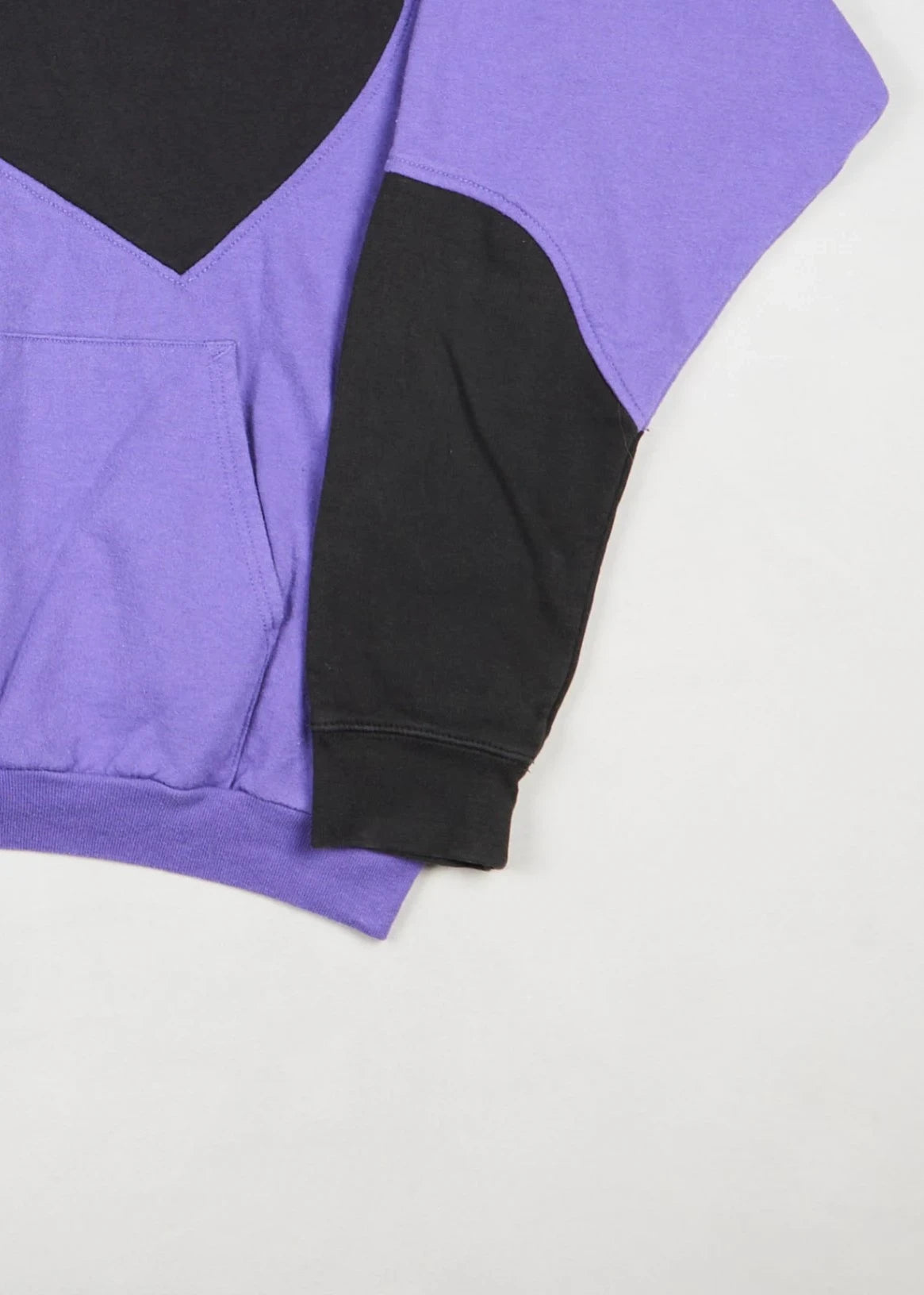 Nike - Hoodie (L) Bottom Right