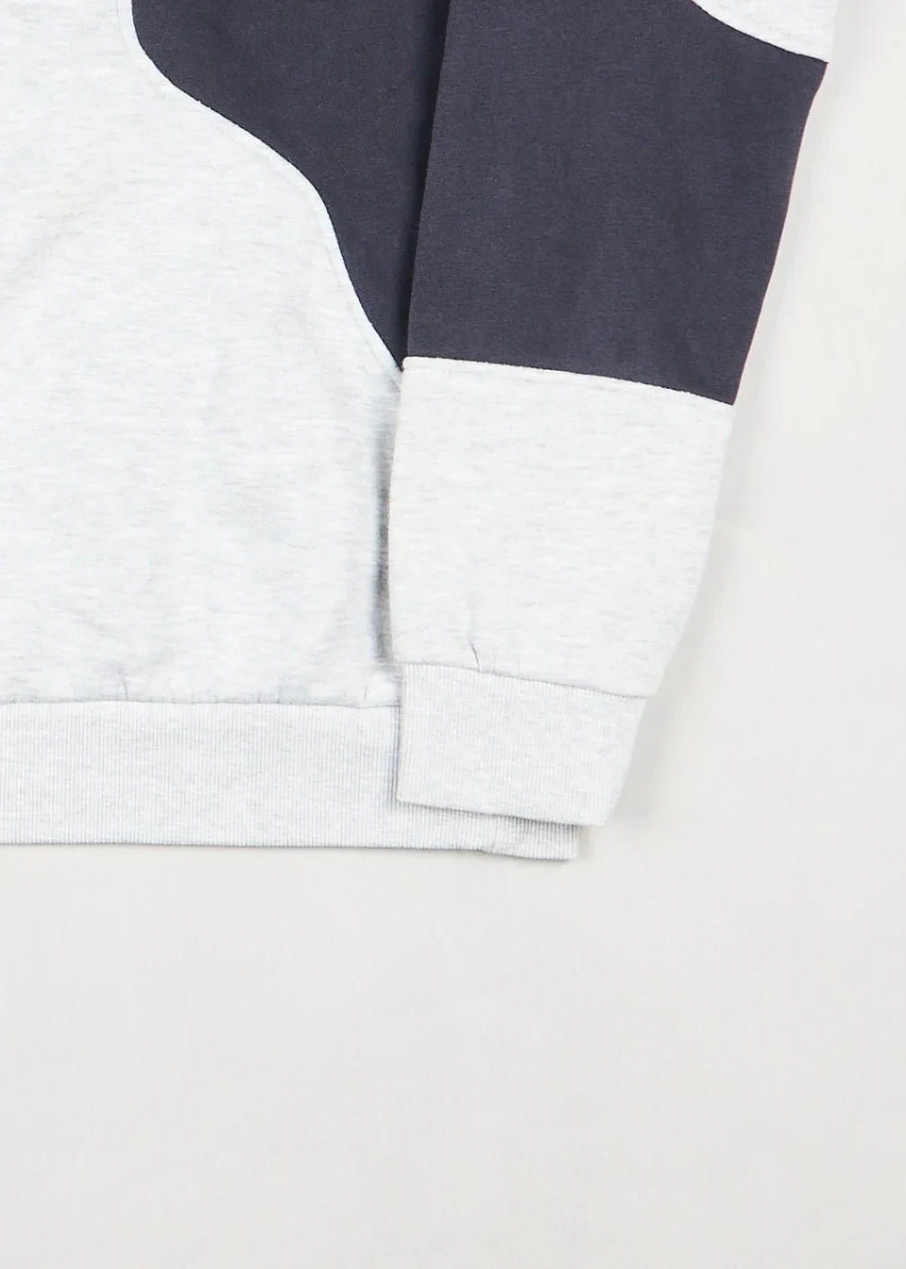 Nike - Sweatshirt (S) Bottom Right