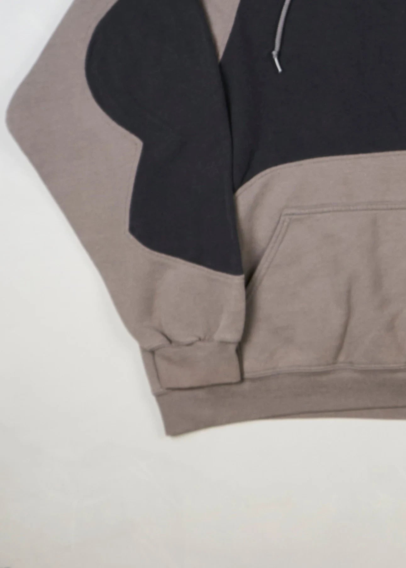 Nike - Hoodie (L) Bottom Left