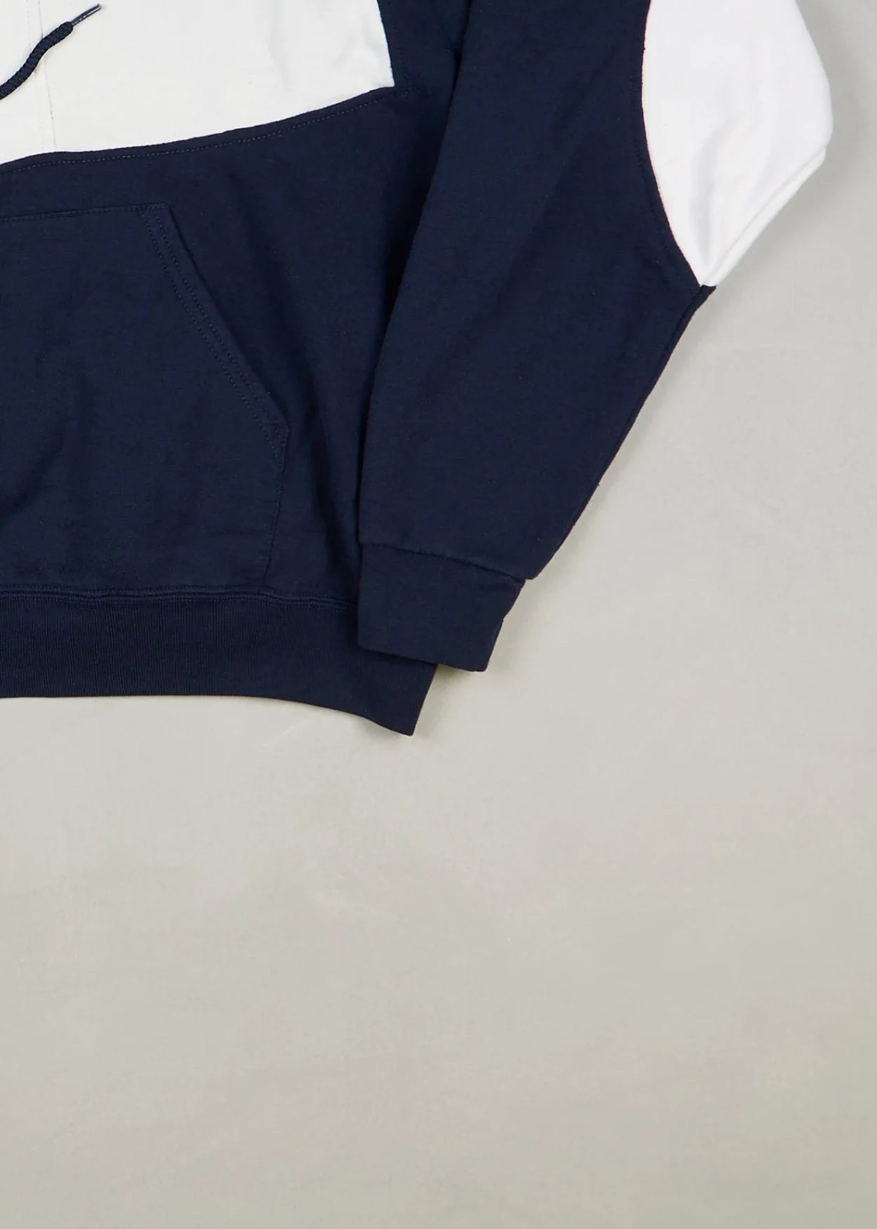 Nike - Hoodie (L) Bottom Right