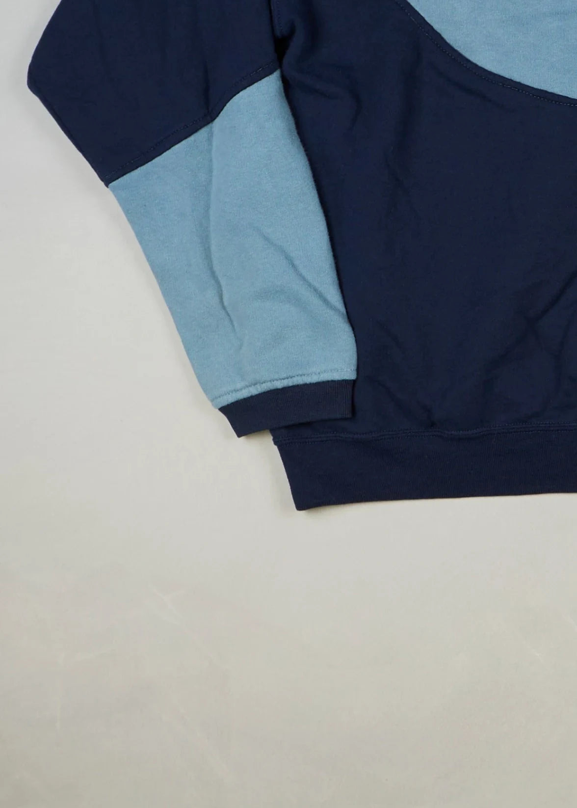 Nike - Sweatshirt (M) Bottom Left