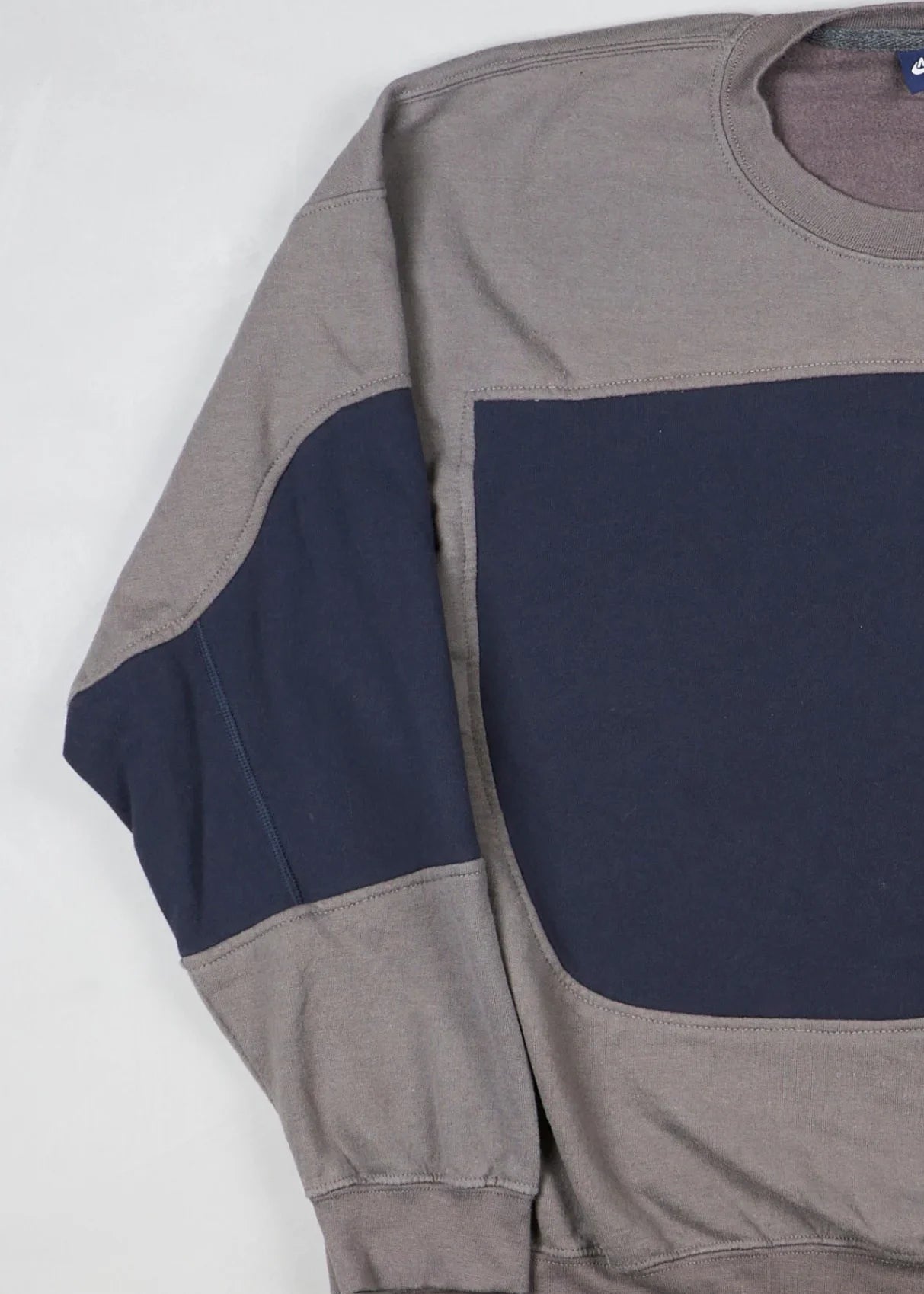 Nike - Sweatshirt (L) Left