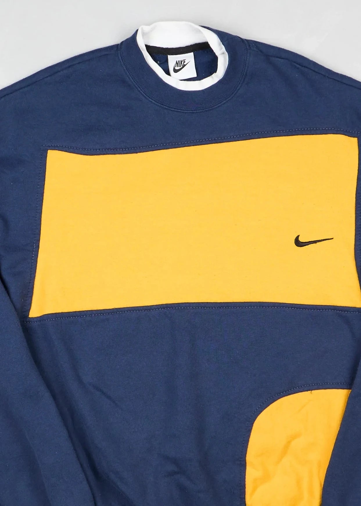 Nike - Sweatshirt (L) Center