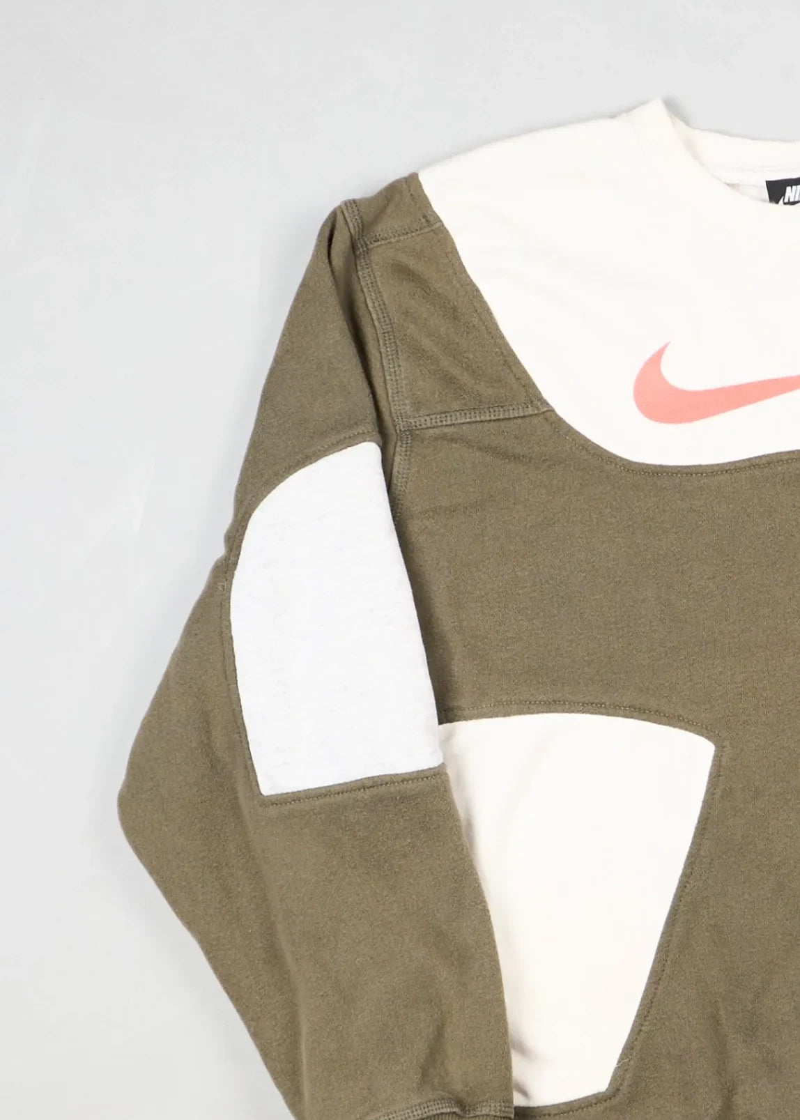 Nike - Sweatshirt (L) Left