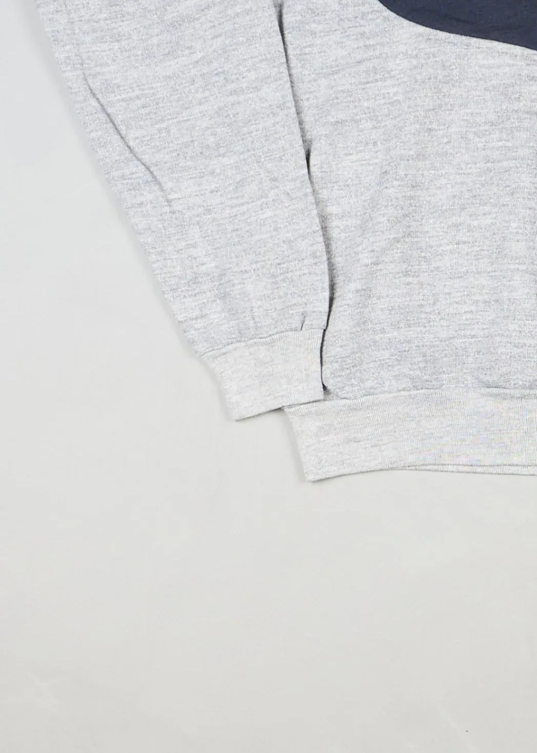 Nike - Sweatshirt (M) Bottom Left