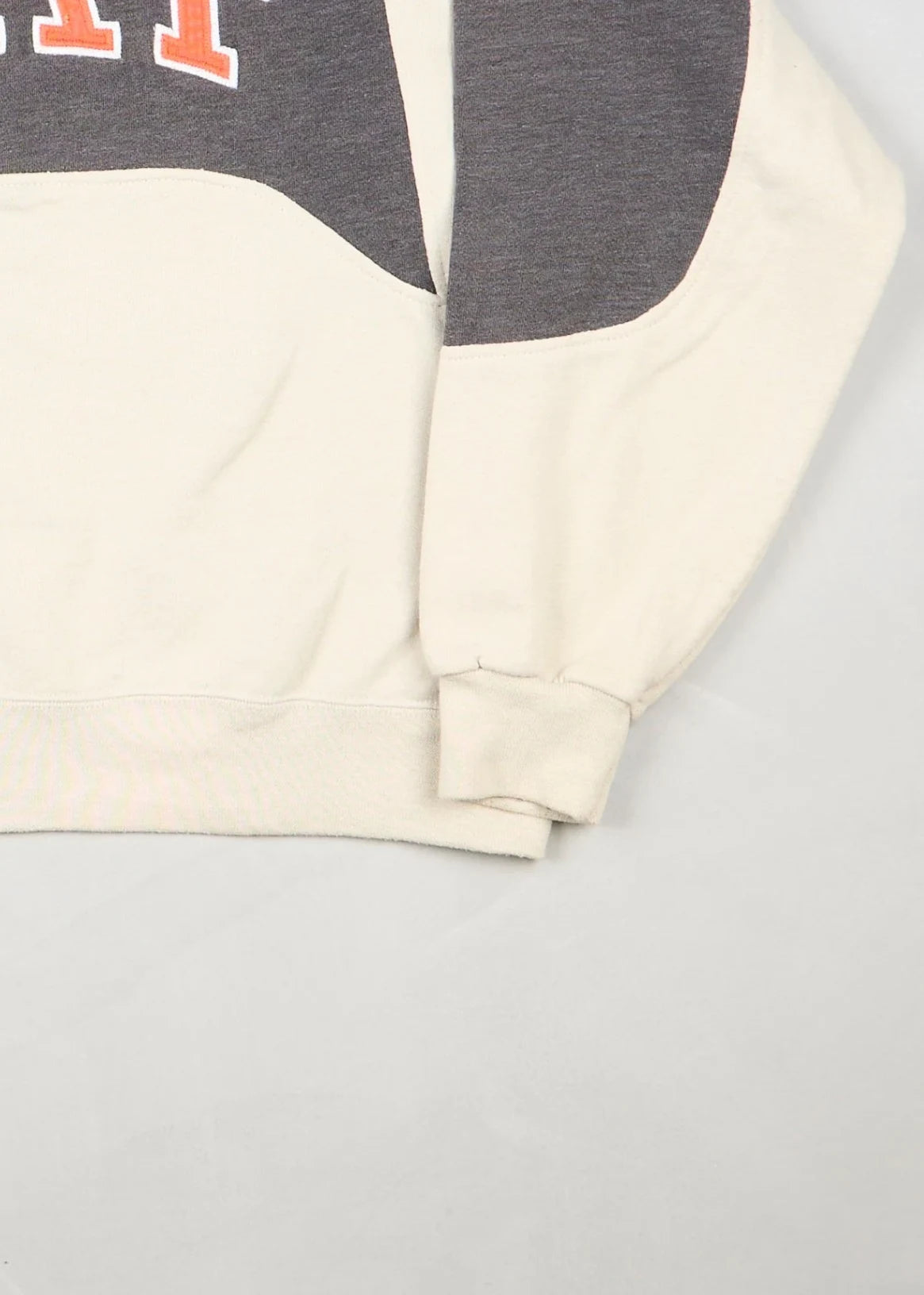GAP - Sweatshirt (M) Bottom Right