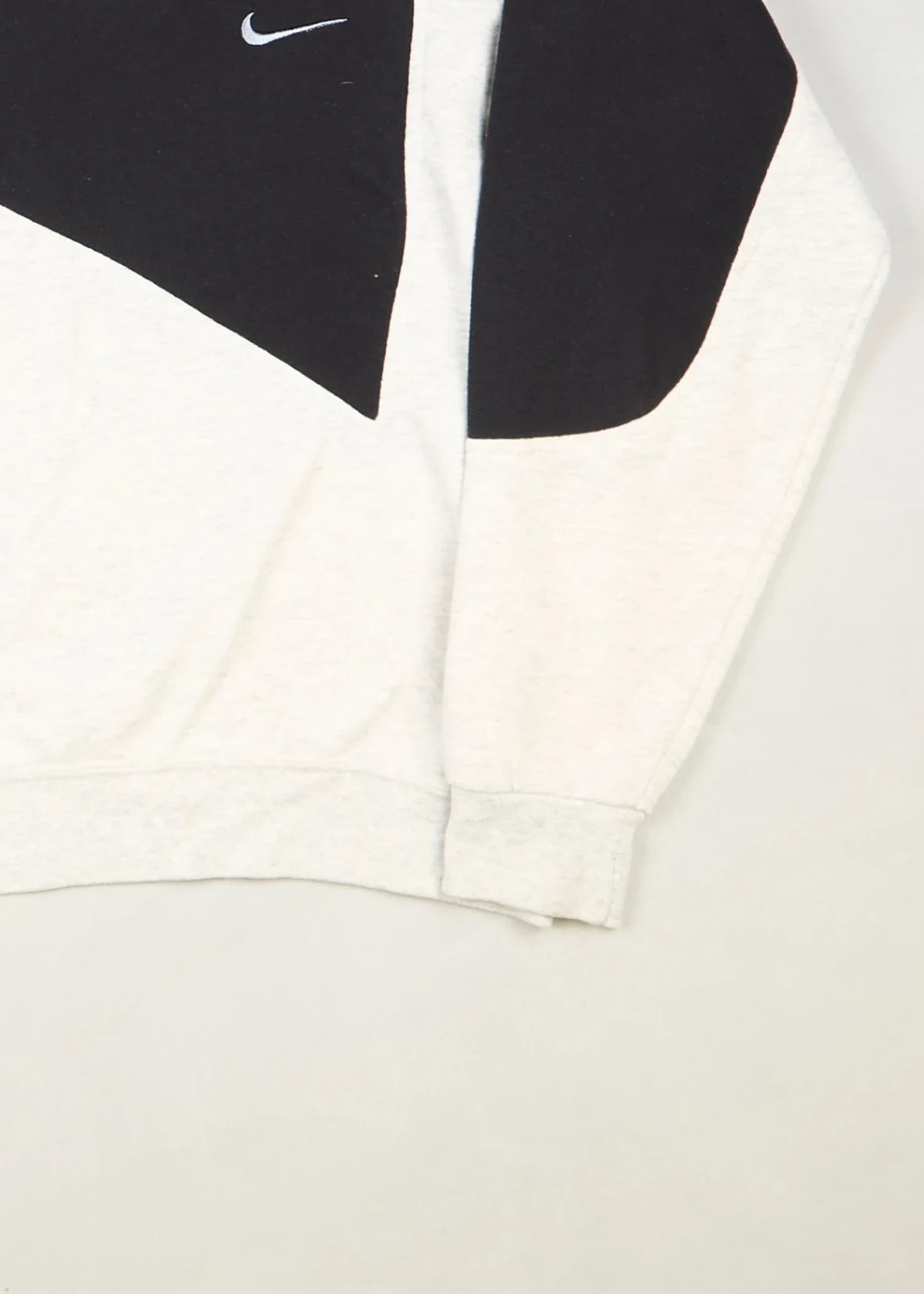 Nike - Sweatshirt (L) Bottom Right