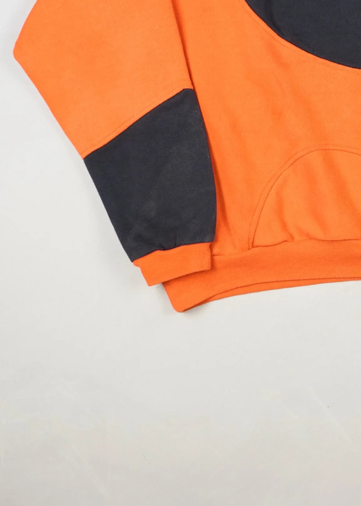 Nike - Hoodie (L) Bottom Left