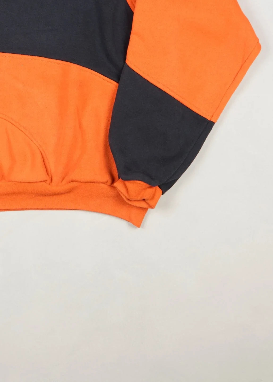 Nike - Hoodie (L) Bottom Right