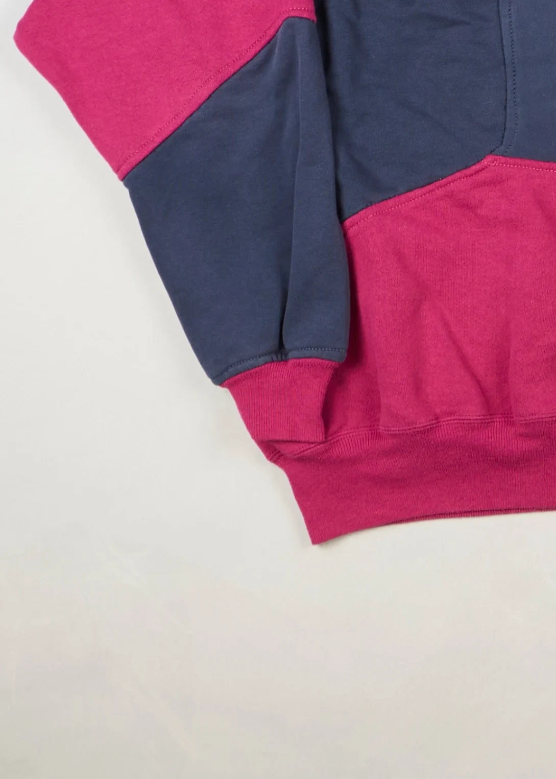 Nike - Sweatshirt (M) Bottom Left