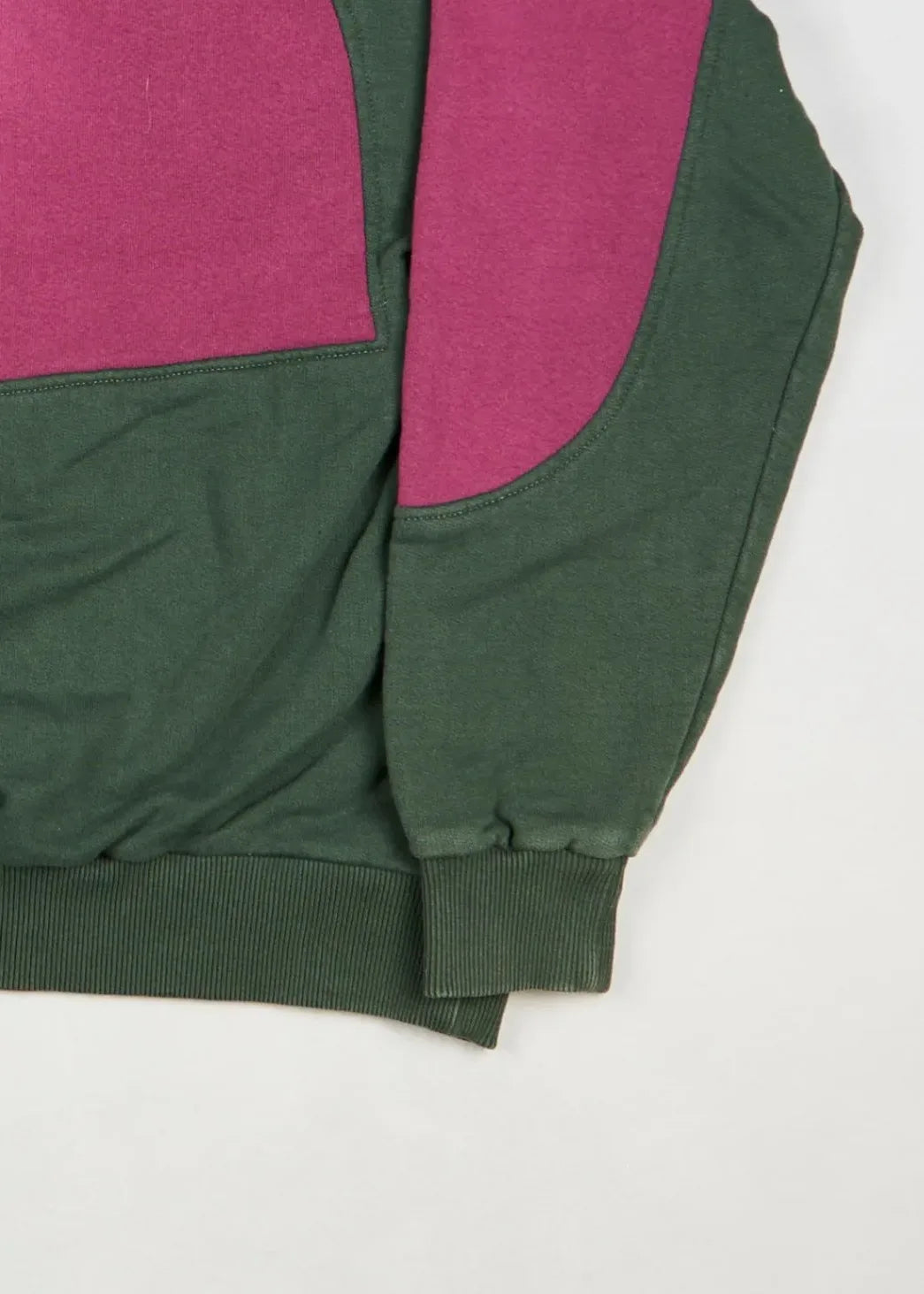 Adidas - Sweatshirt (L) Bottom Right