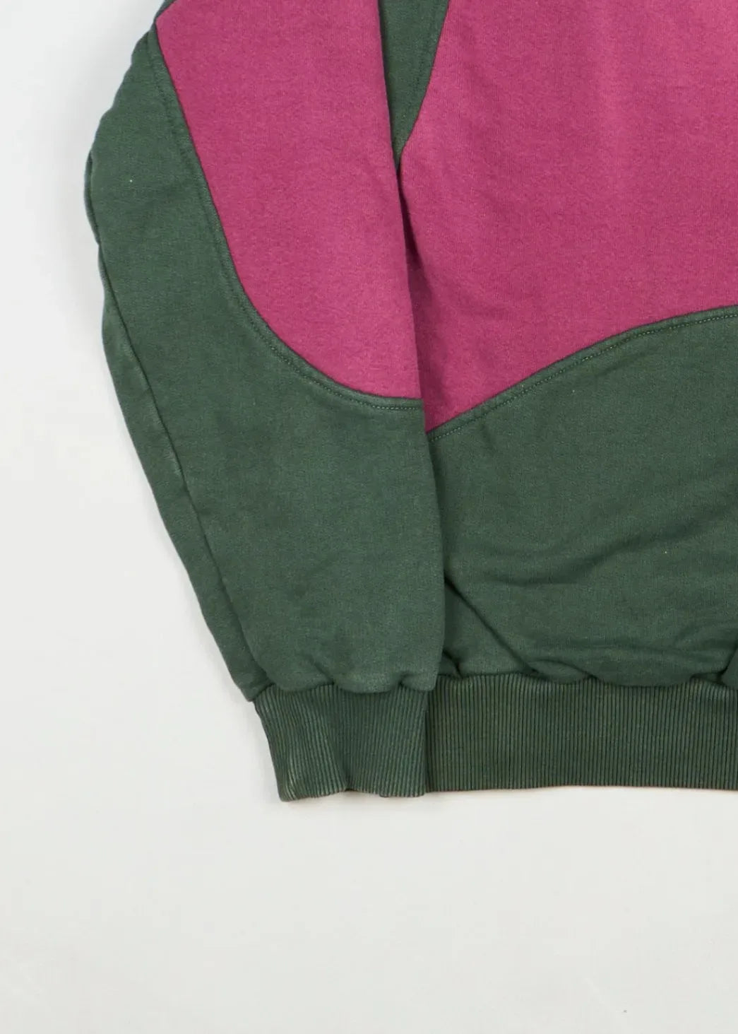 Adidas - Sweatshirt (L) Bottom Left