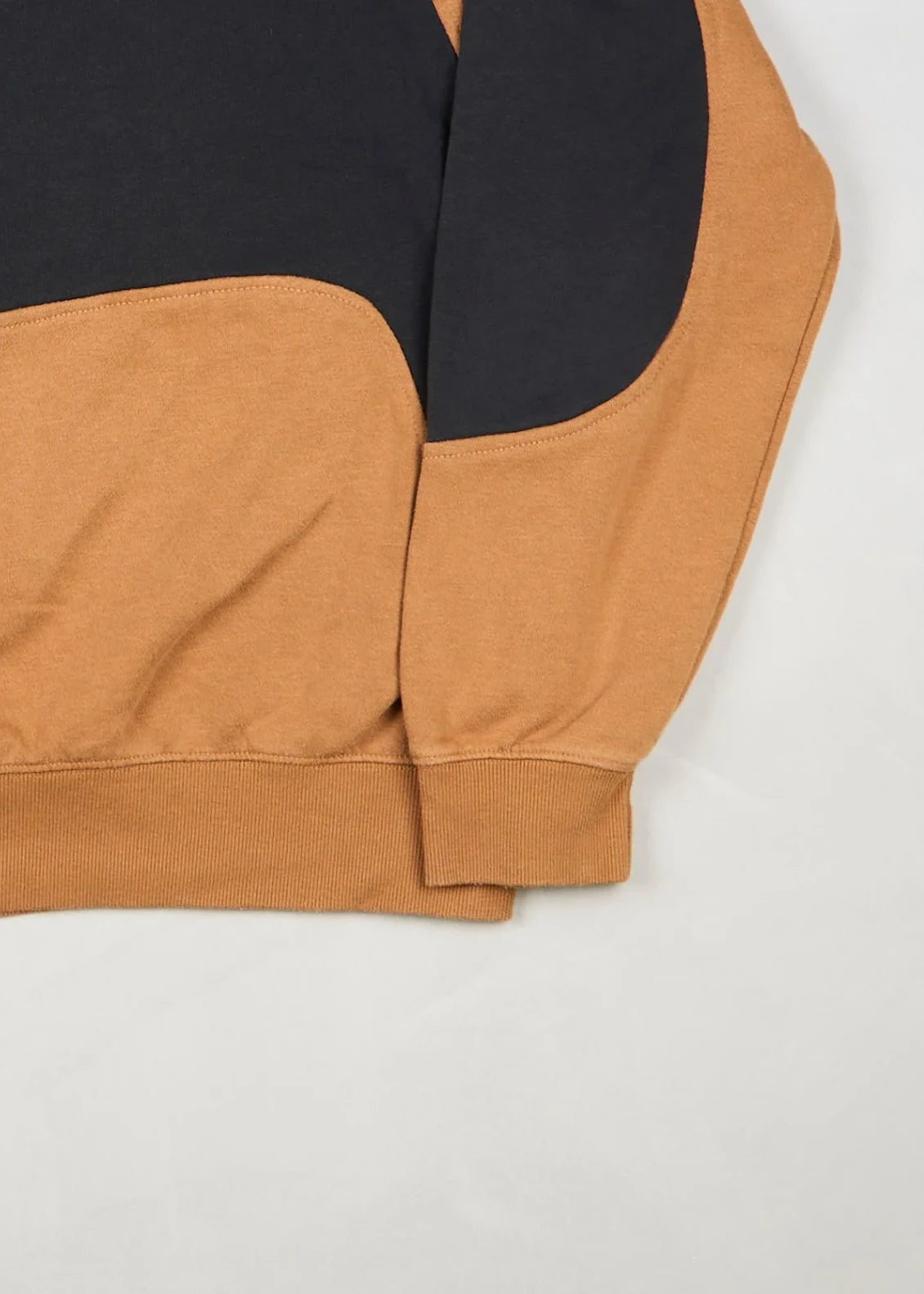 Nike - Sweatshirt (L) Bottom Right