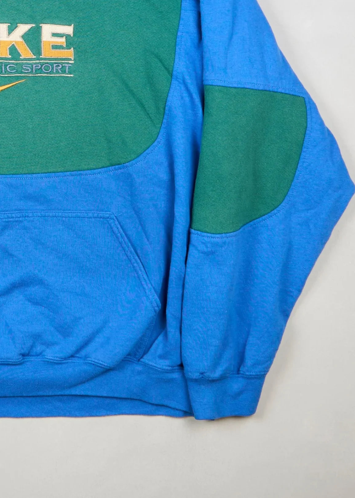 Nike - Hoodie (XL) Bottom Right