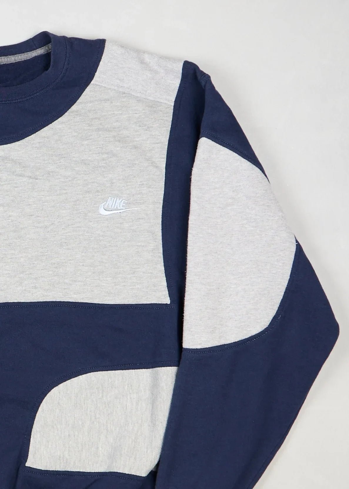 Nike - Sweatshirt (L) Right