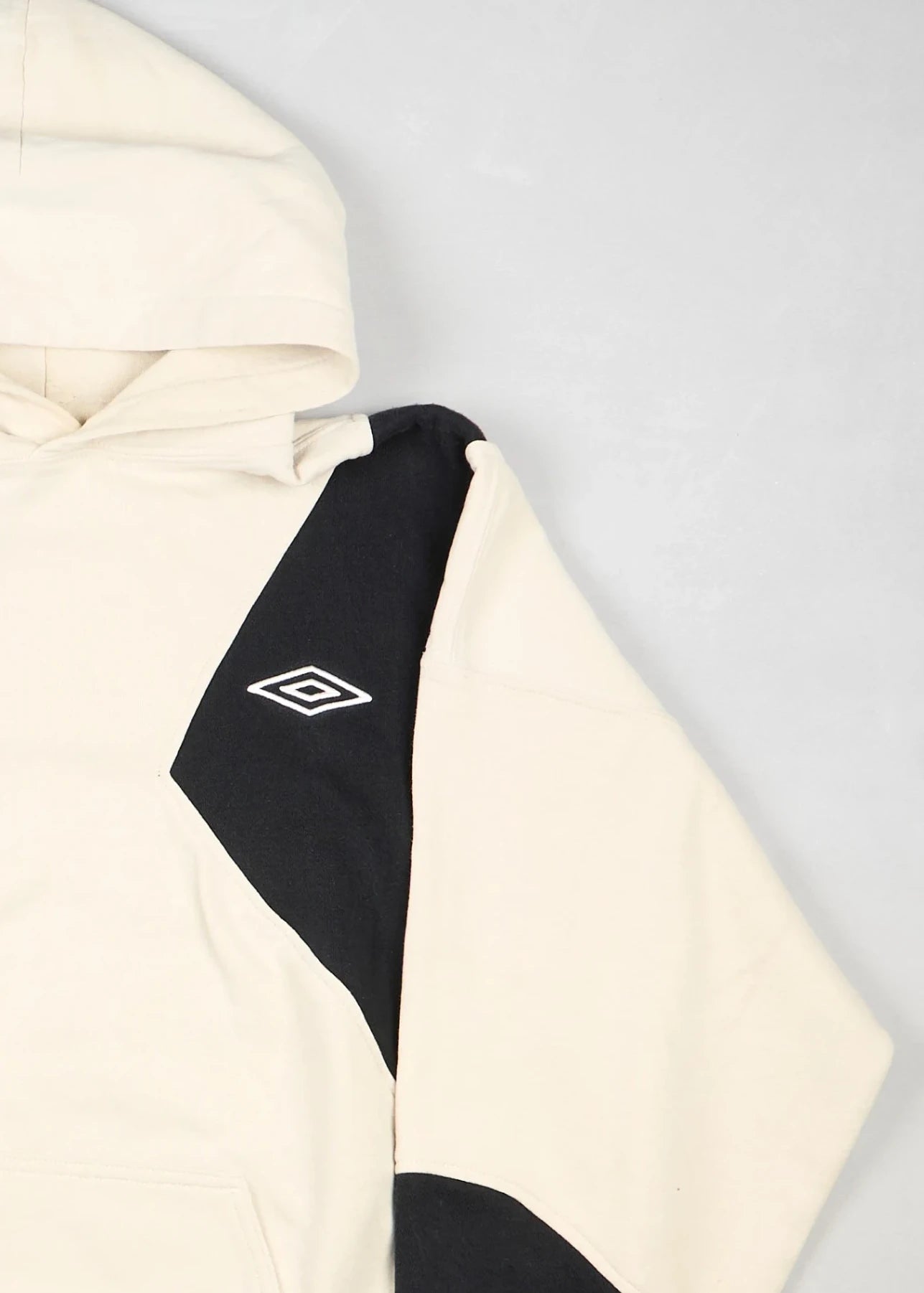 Umbro - Hoodie (L) Right
