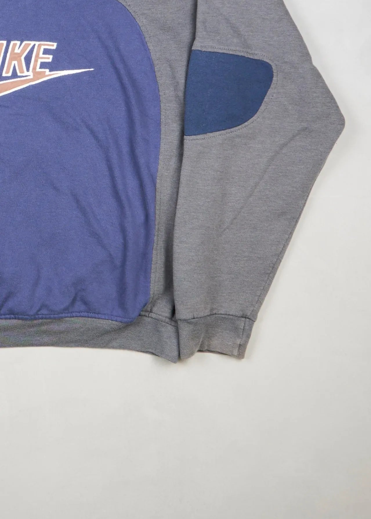 Nike - Sweatshirt (XL) Bottom Right