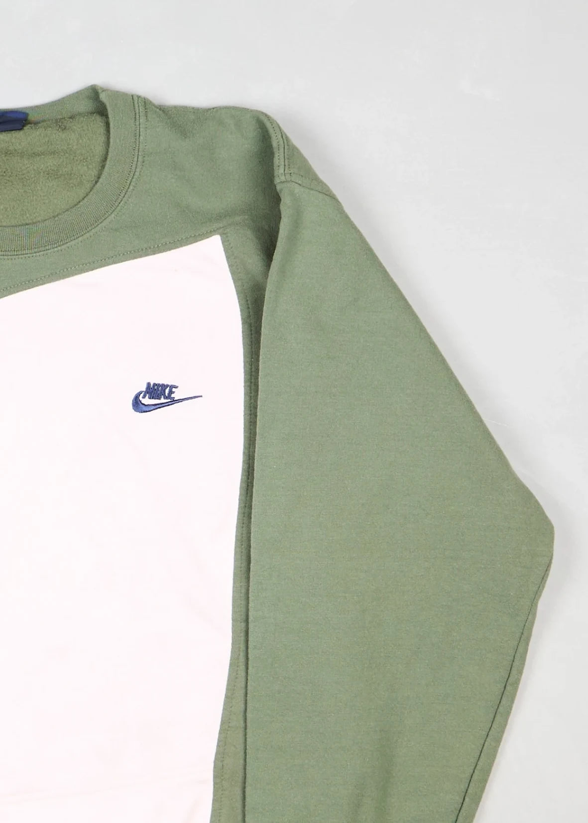 Nike - Sweatshirt (L) Right