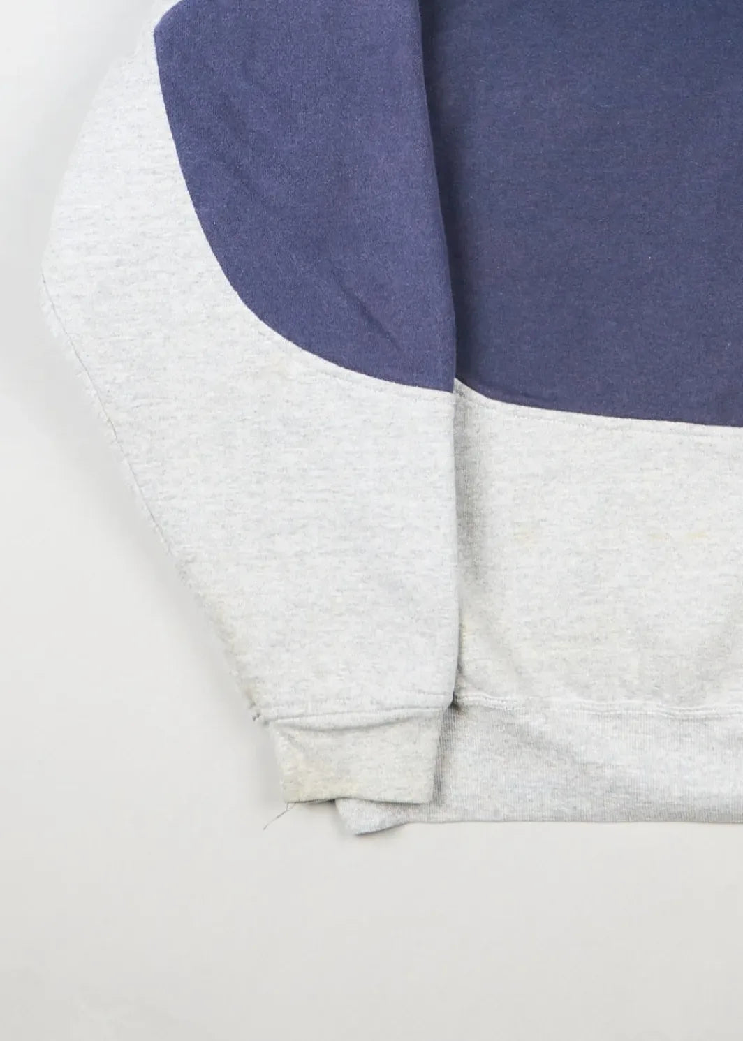 Nike - Sweatshirt (M) Bottom Left
