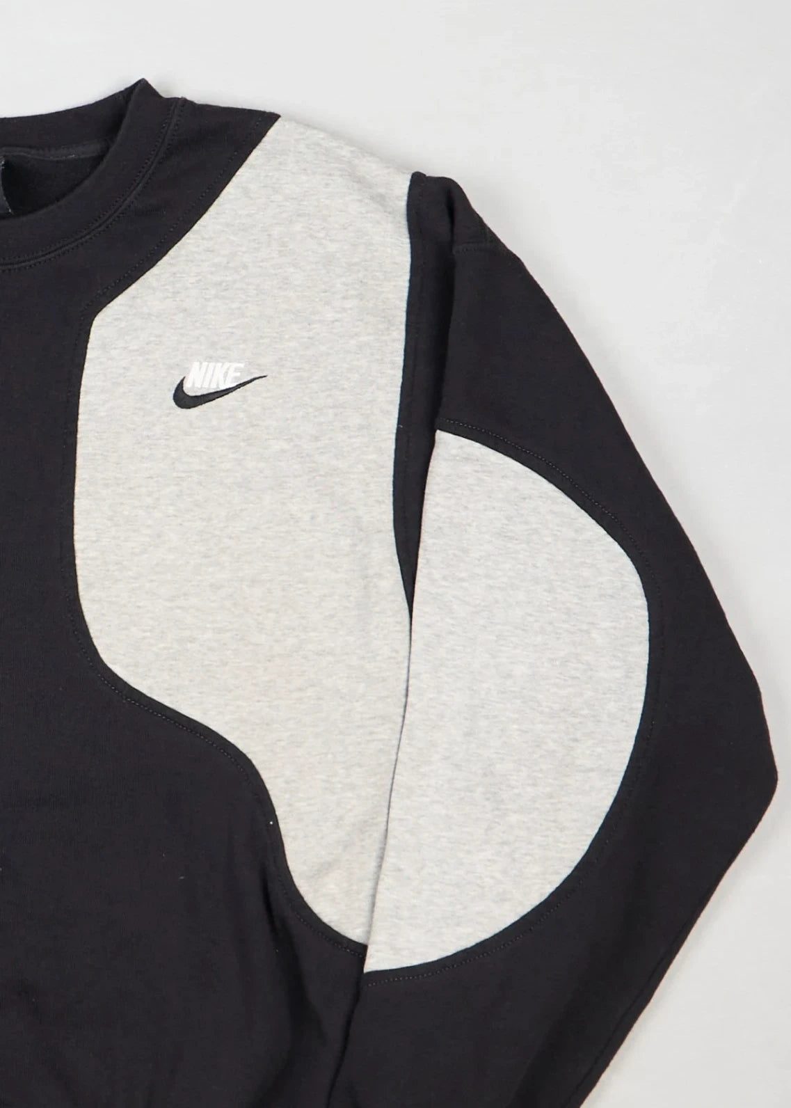 Nike - Sweatshirt (L) Right