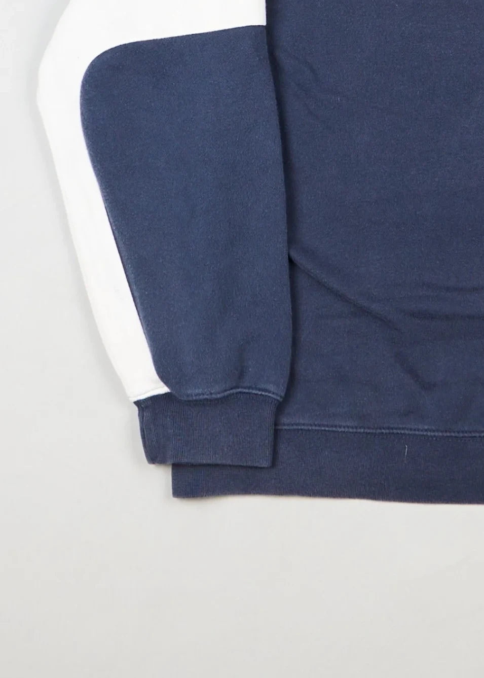 Nike - Sweatshirt (XS) Bottom Left