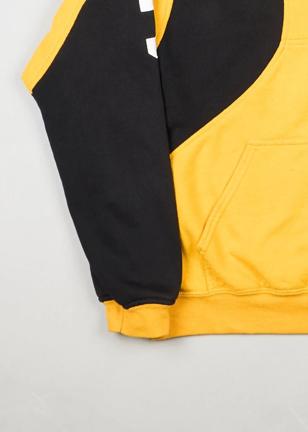 Ralph Lauren - Hoodie (M) Bottom Left