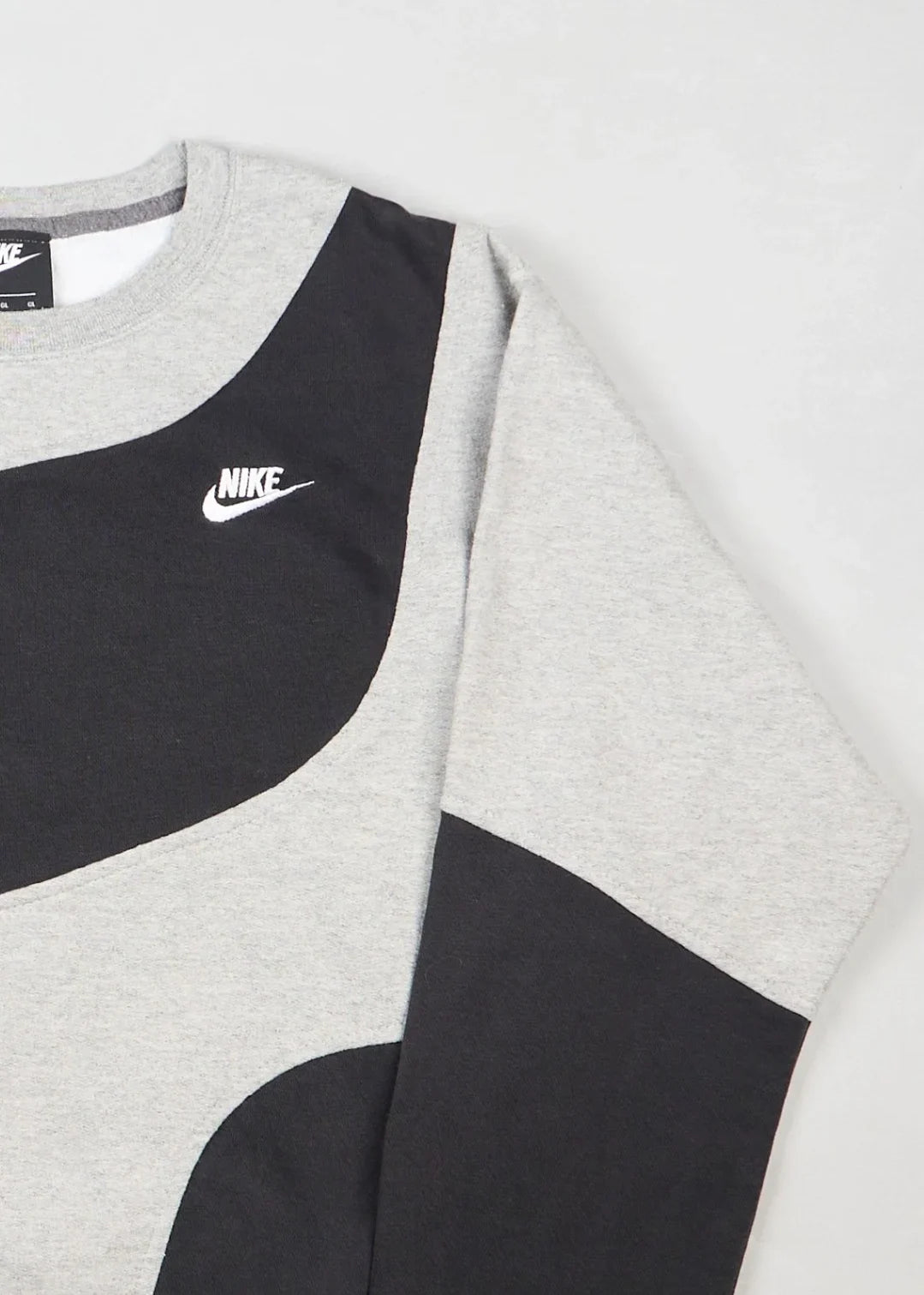 Nike - Sweatshirt (M) Right