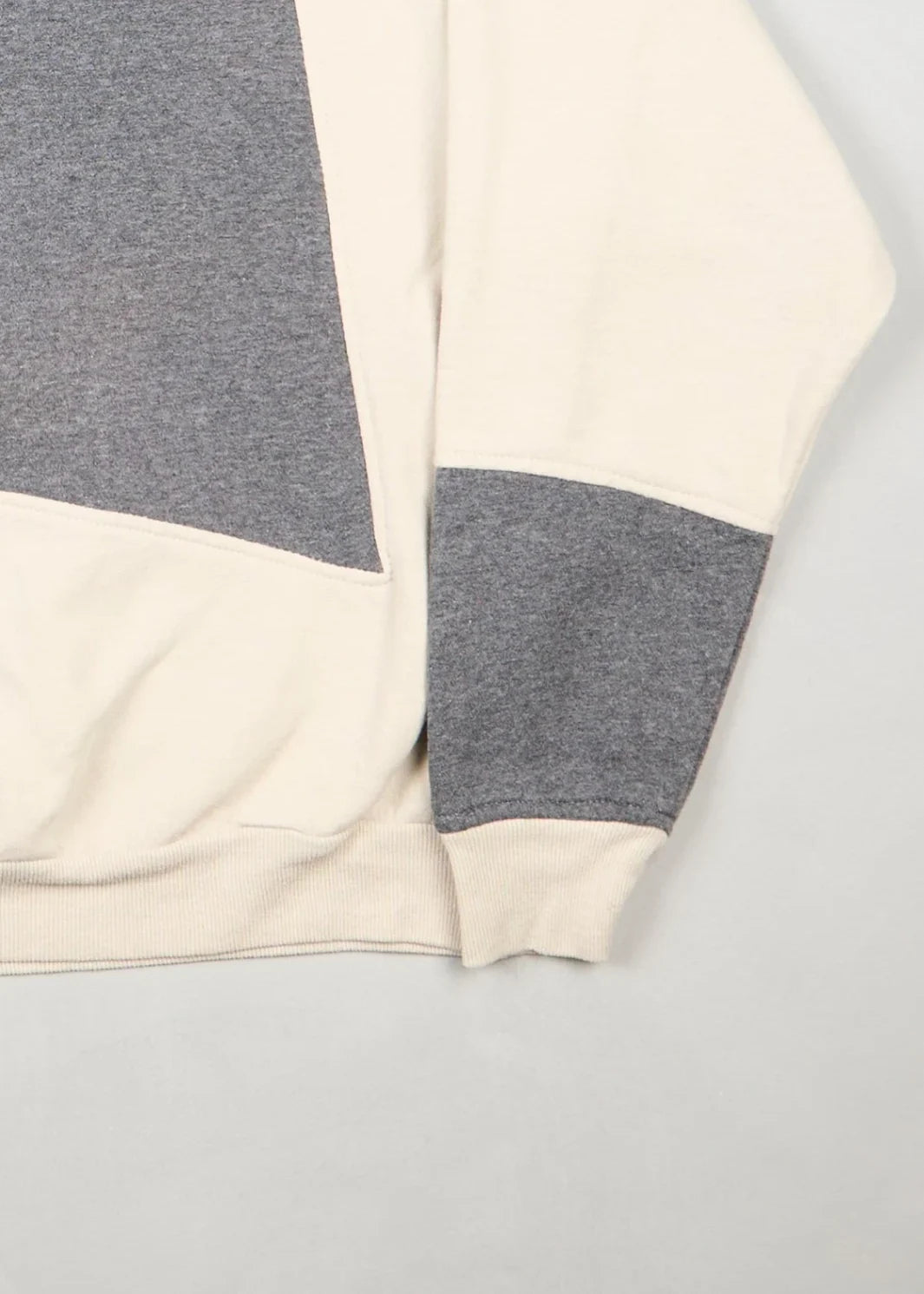 Nike - Sweatshirt (S) Bottom Right