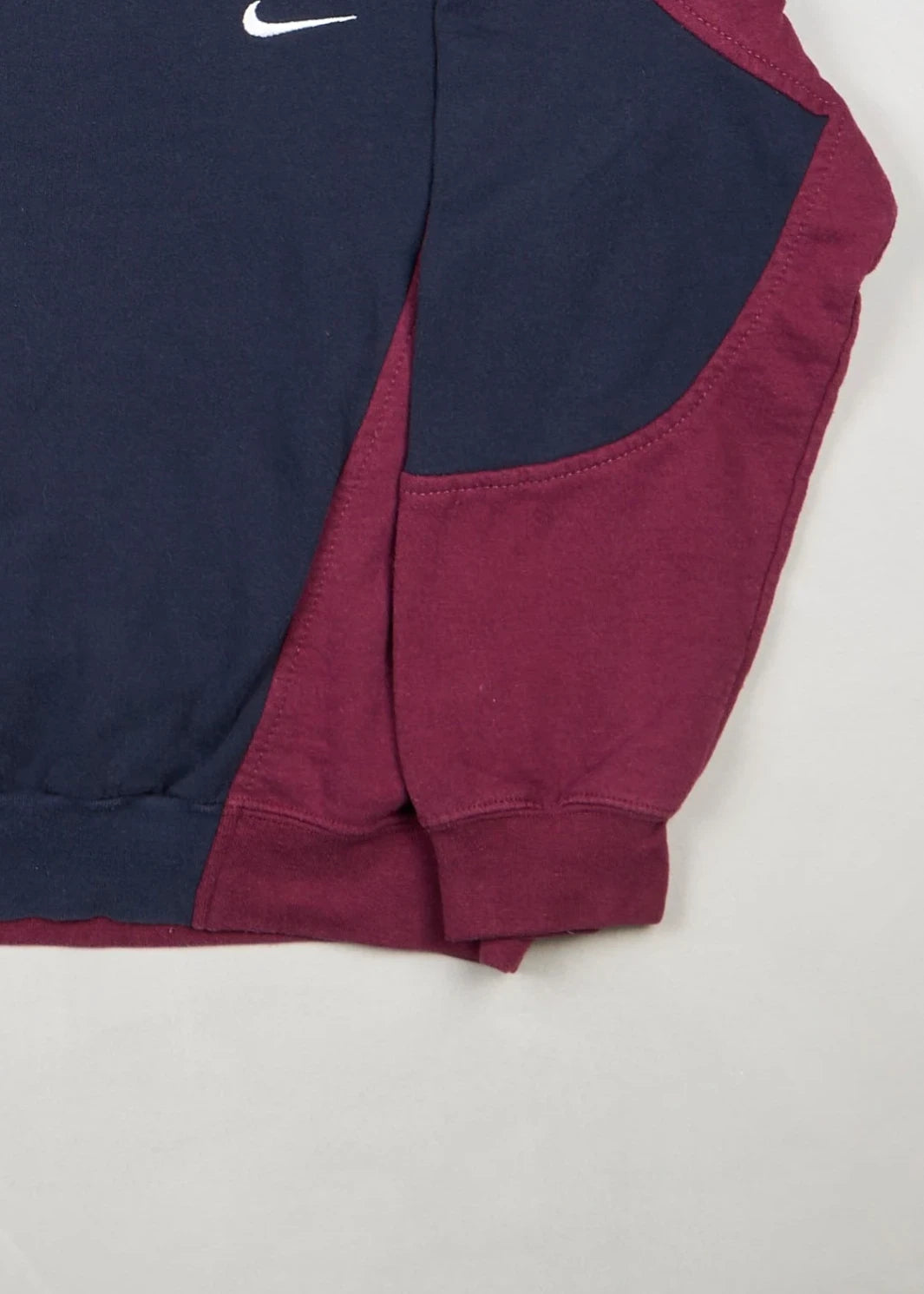 Nike - Sweatshirt (M) Bottom Right