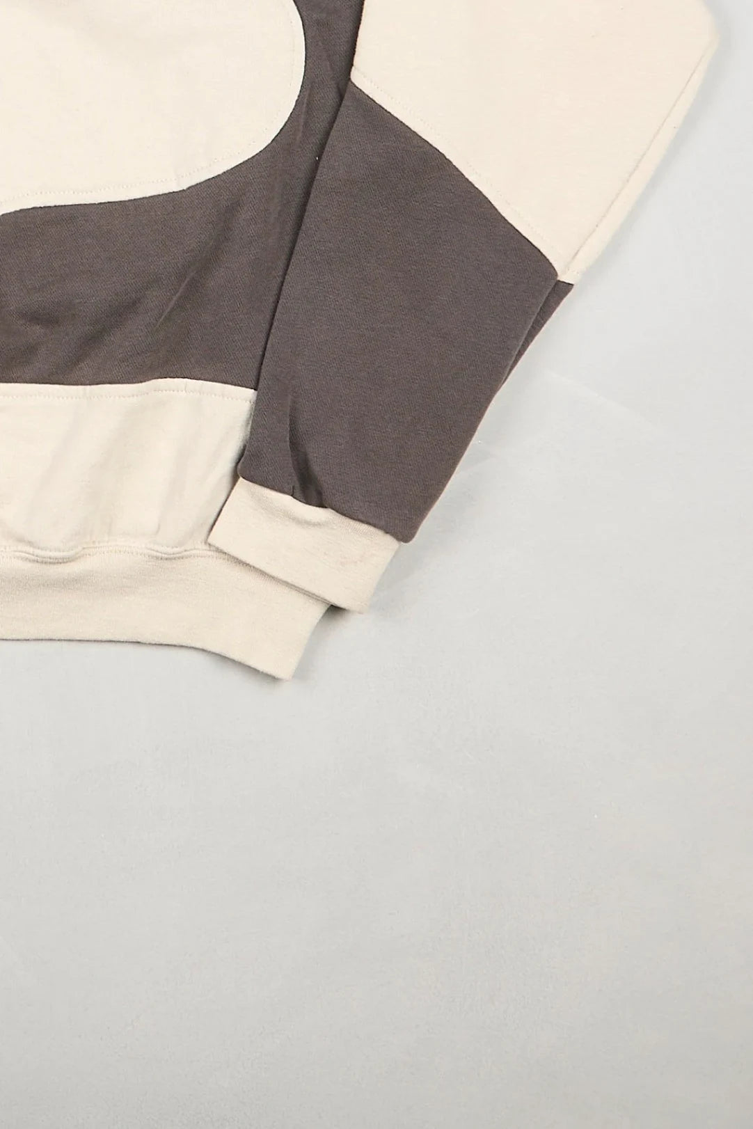 Nike - Sweatshirt (S) Bottom Right